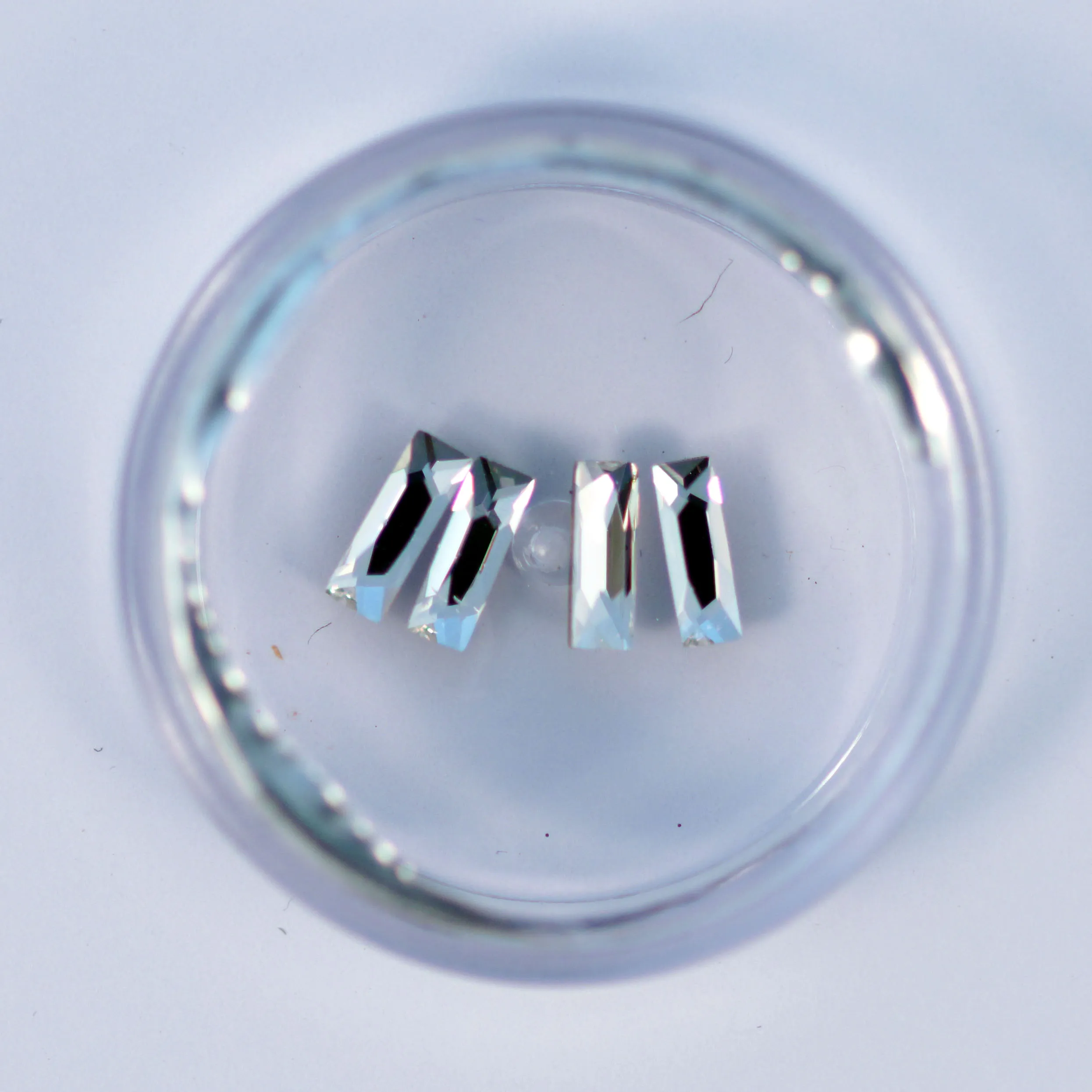 SWAROVSKI krystal,baguette, 8,2x6mm, 4 stk